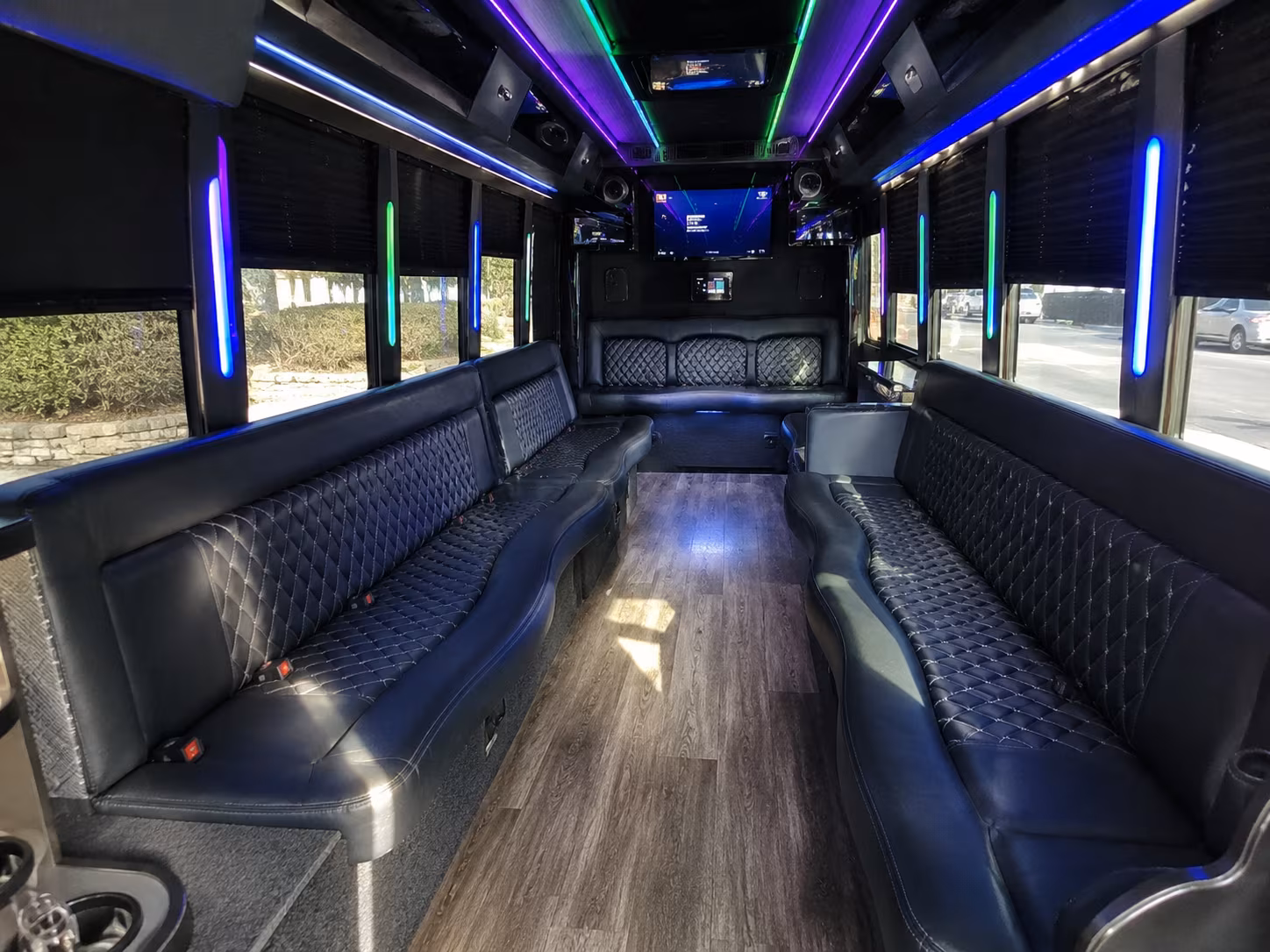 mount vernon 15 passenger party bus interior