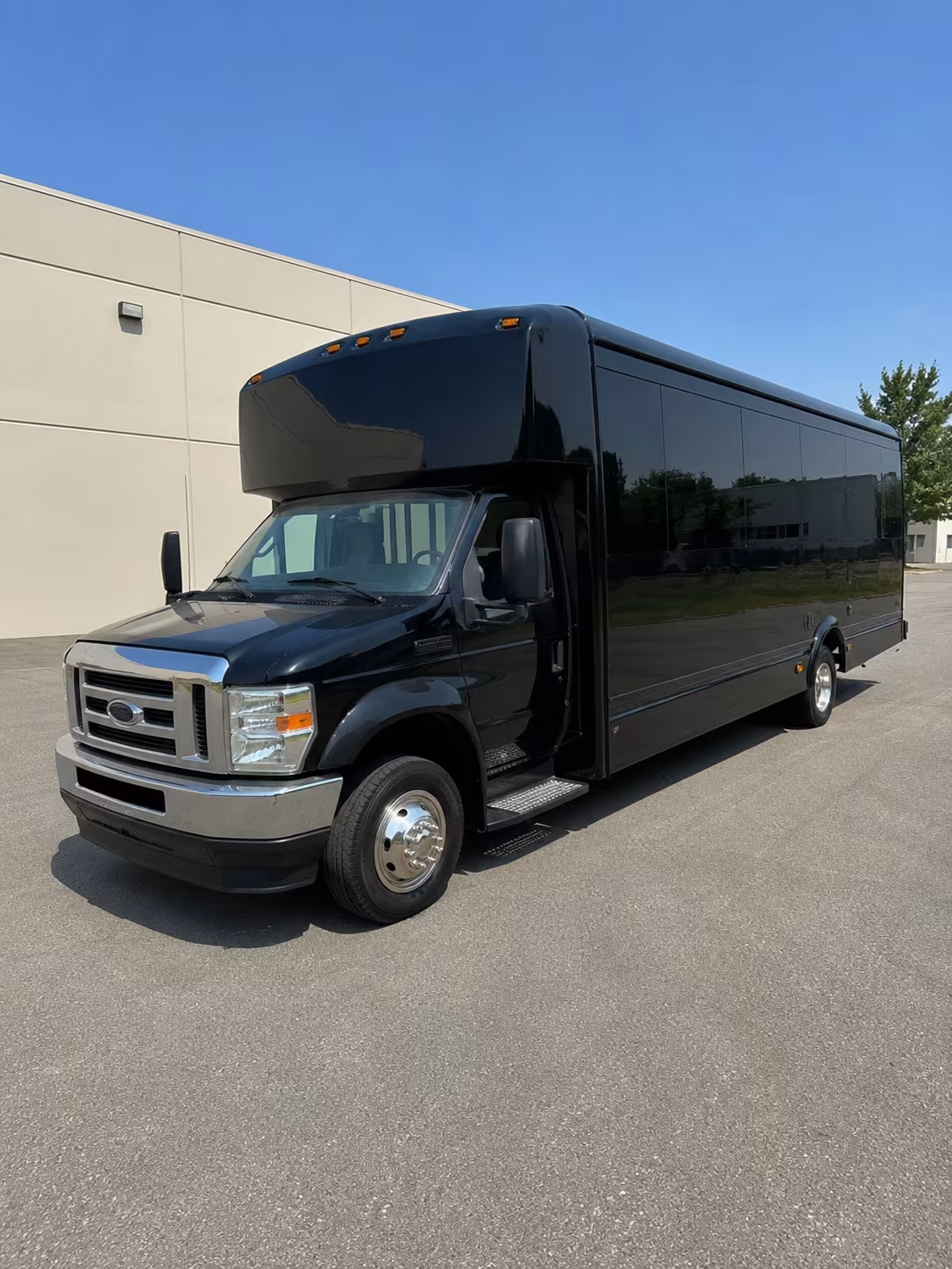 new rochelle bus rentals
