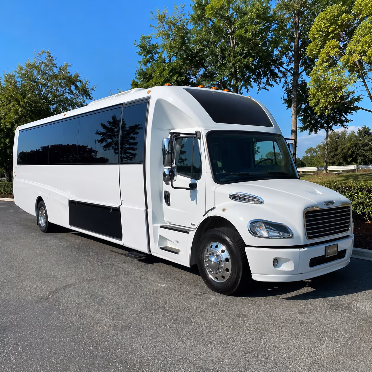 queens give your group a better prom ride with queens prom bus rentals