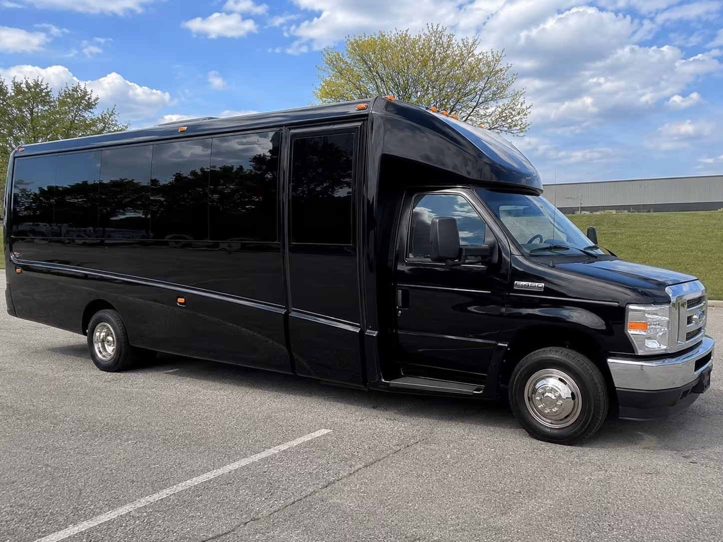 white plains private airport shuttles for white plains pickups and drop offs